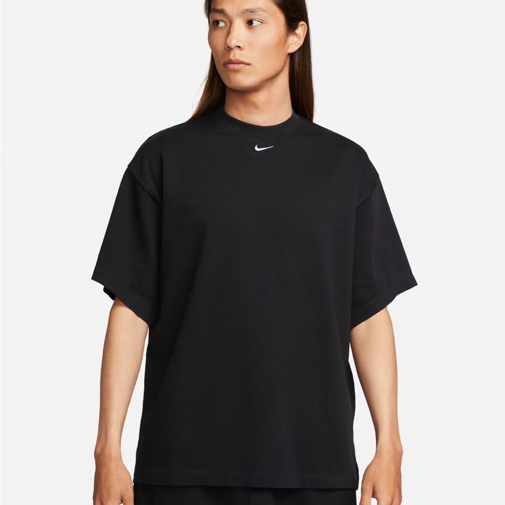 Nike Solo Swoosh Men's Short-Sleeve Heavyweight Top